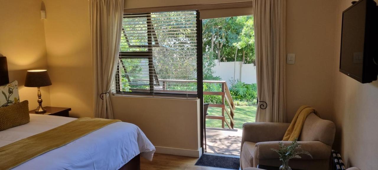 Somerzicht Guest House Сомерсет-Уэст Экстерьер фото