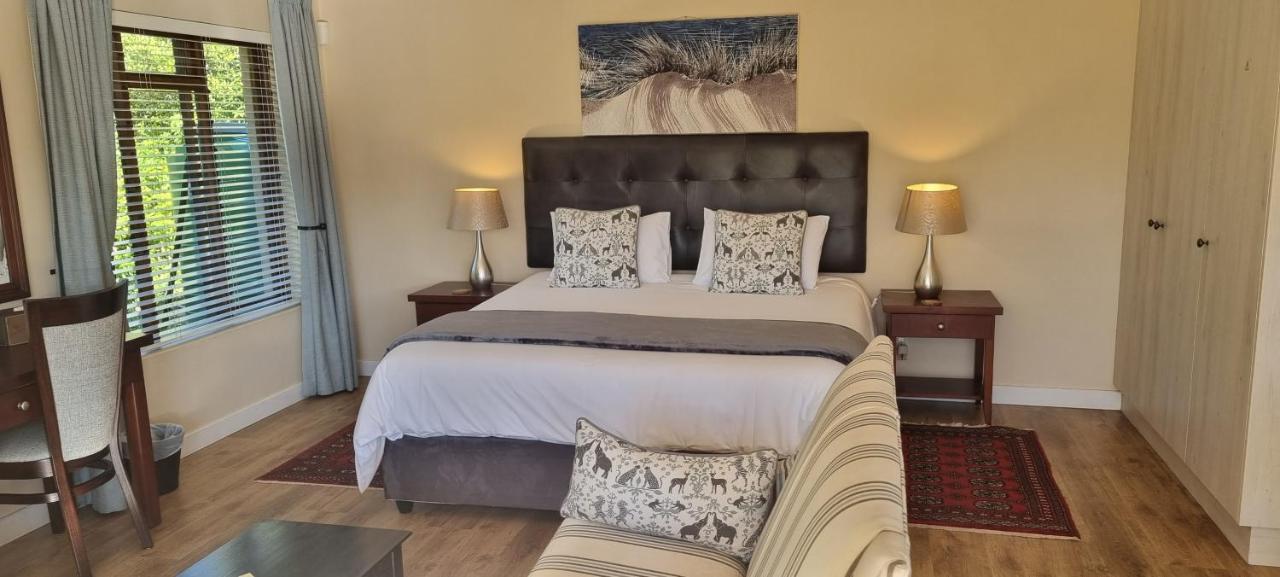 Somerzicht Guest House Сомерсет-Уэст Экстерьер фото